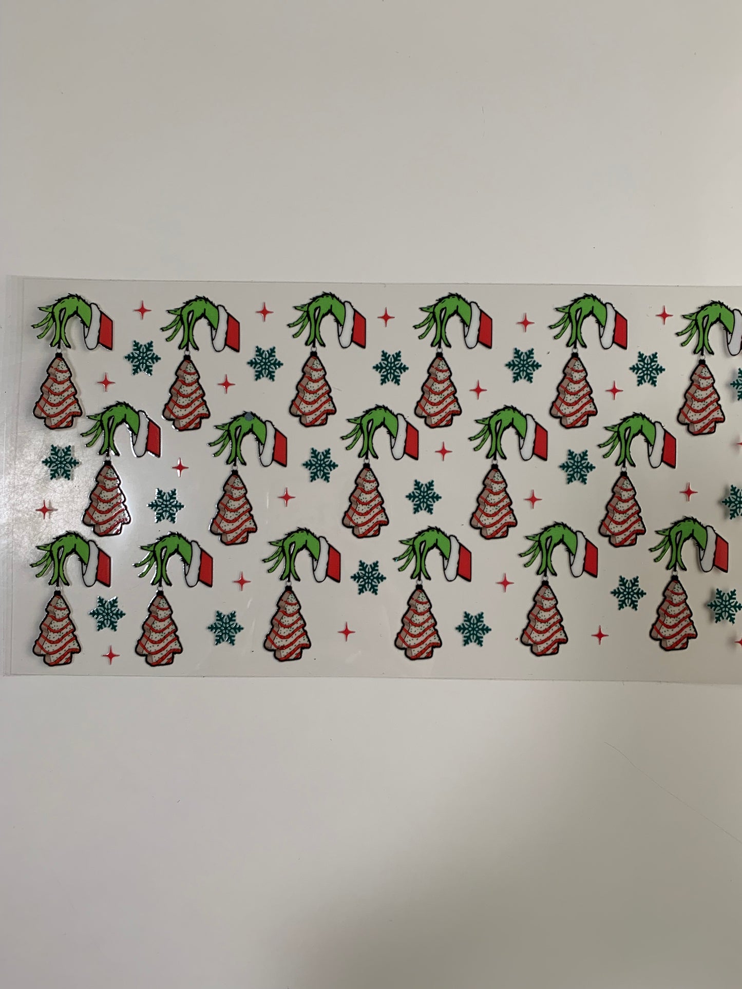 037 Grinch Holding Snacks