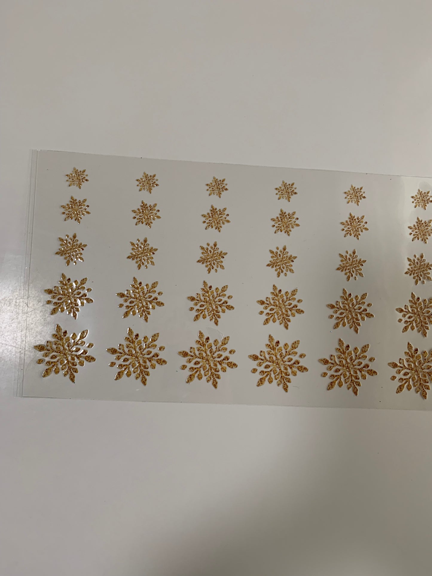 008 Golden Snowflakes